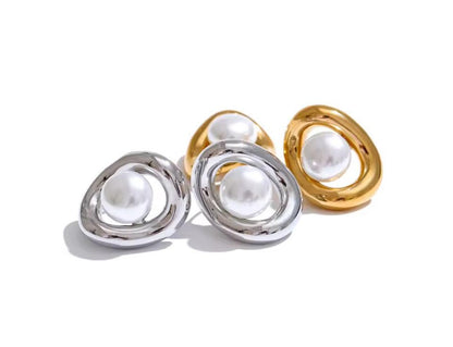 Pearls Hollow Oval