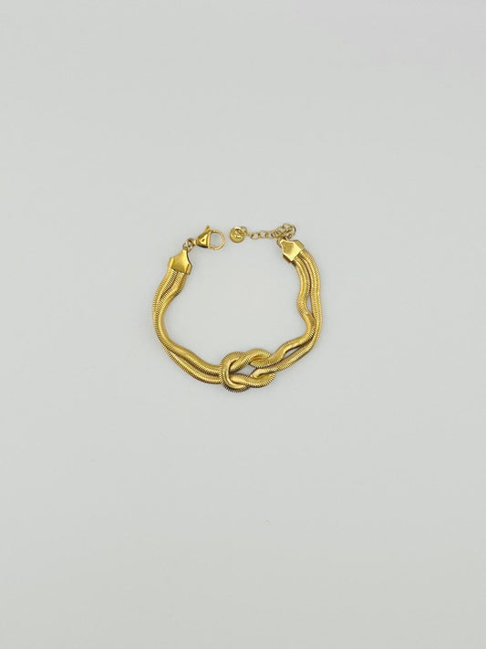 Knotting Bracelet