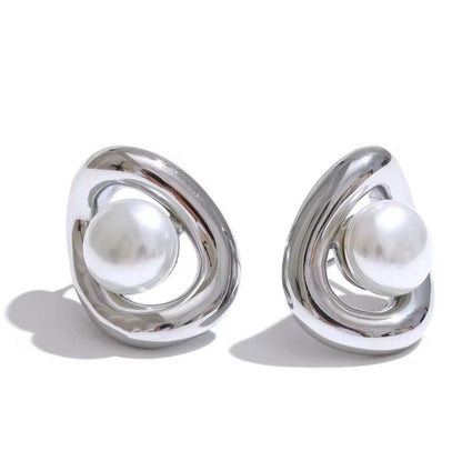 Pearls Hollow Oval